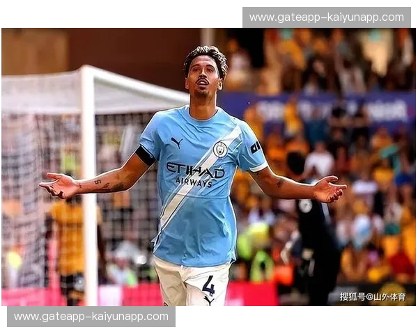 绿茵巅峰的权力游戏：当传控机器遇上白鹿巷的“疯子”——曼城vs热刺全瞻